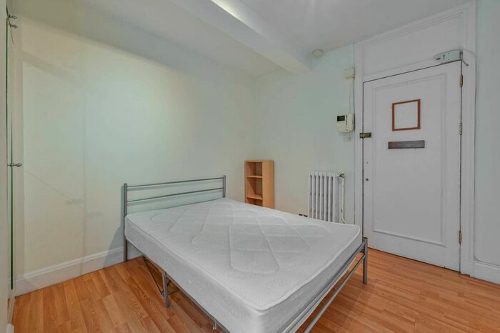 Studio To Rent In Coram Street, Bloomsbury, London, WC1N