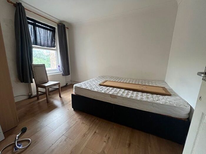 3 Bedroom Detached House To Rent In Poynton Road, London, N17