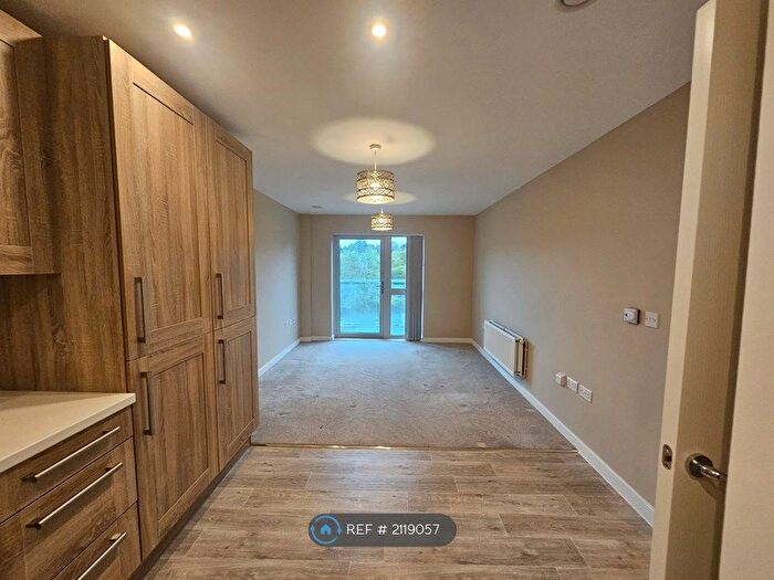 1 Bedroom Flat To Rent In Station View, Guildford, GU1