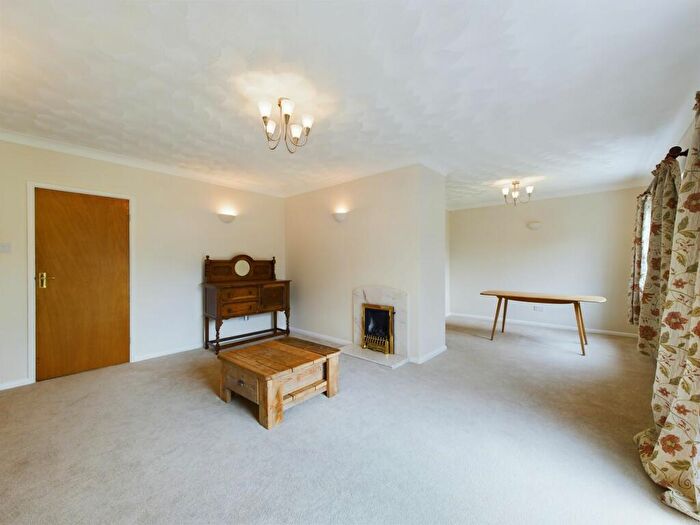 3 Bedroom Detached Bungalow For Sale In Ings Lane, Kellington, DN14
