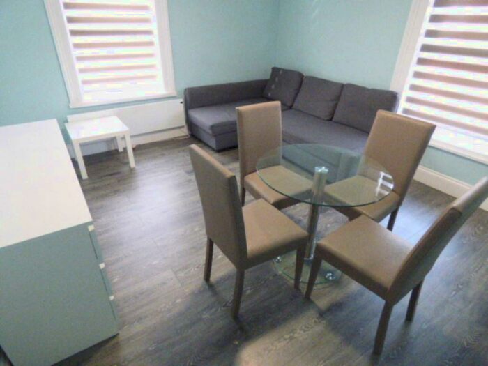 2 Bedroom Apartment To Rent In Tavistock Street, Luton, LU1