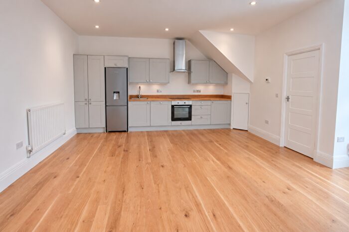 1 Bedroom Apartment To Rent In East Street - Havant - Unfurnished, PO9