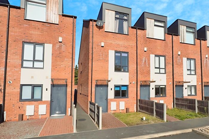 3 Bedroom End Terrace House For Sale In Roberts Yard, Beeston, NG9