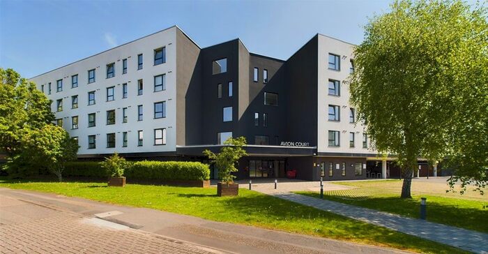 Studio To Rent In London Road, Crawley, RH10