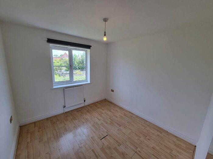 4 Bedroom Town House To Rent In Anderson Road, Bearwood, Birmingham, B66