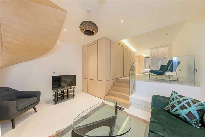 1 Bedroom Detached House To Rent In Warren Mews, London, W1T