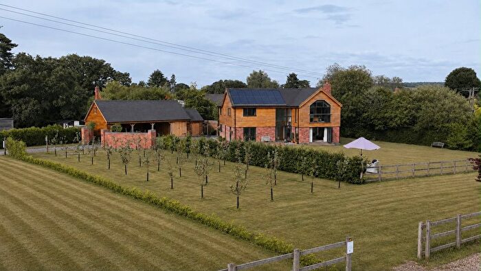 4 Bedroom Detached House For Sale In Bosbury Road, Cradley, Malvern Worcestershire, WR13