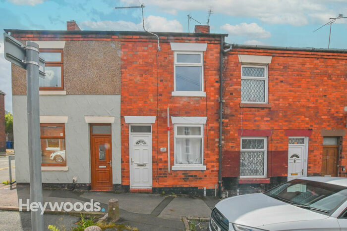 2 Bedroom Terraced House To Rent In West Street, Newcastle-under-Lyme, ST5