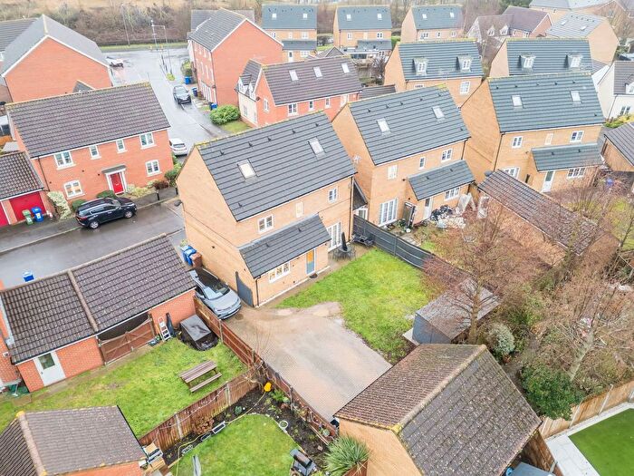 5 Bedroom Detached House For Sale In Sachfield Drive, Chafford Hundred, Grays, RM16