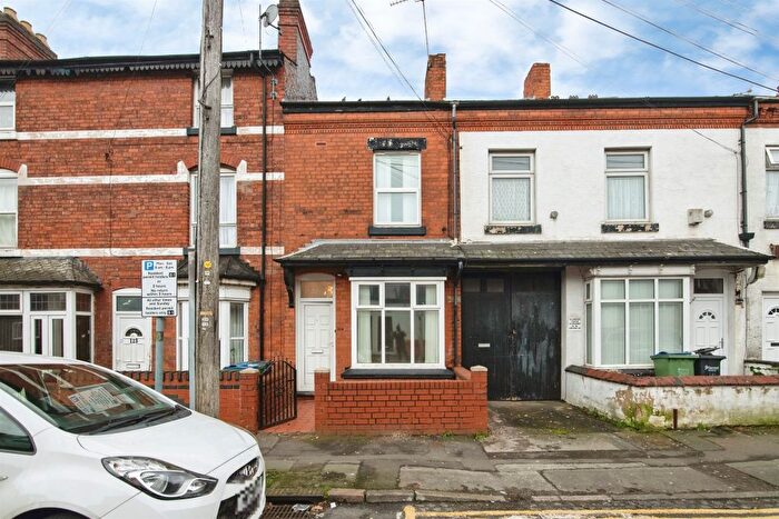 4 Bedroom Terraced House For Sale In Poplar Road, Smethwick, B66