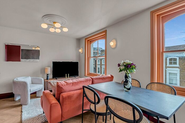 2 Bedroom Flat To Rent In Brackenbury Village, W6