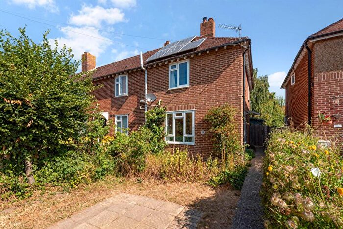 3 Bedroom End Of Terrace House For Sale In Bramber Road, Chichester, PO19