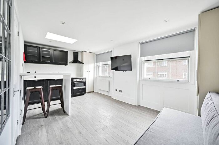 Studio To Rent In Gloucester Place, Marylebone, London, NW1