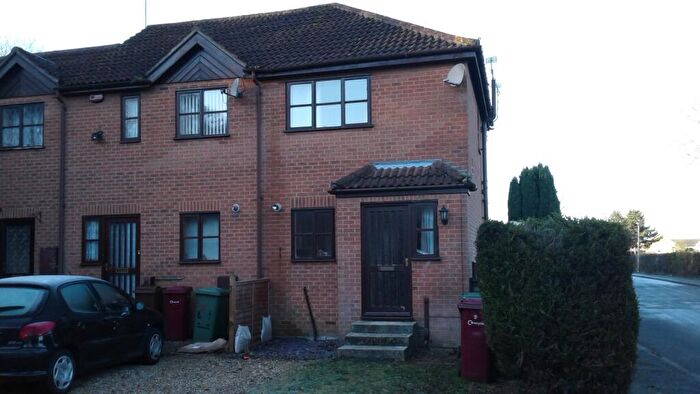 2 Bedroom Semi Detached House To Rent In The Fairways, Scunthorpe, North Lincolnshire, DN15