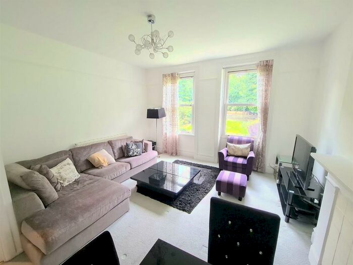 3 Bedroom Flat To Rent In Avenue Road, Highgate, N6