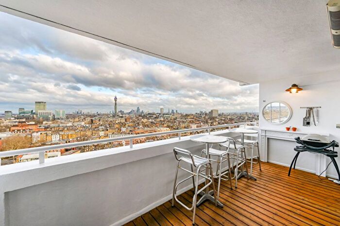 2 Bedroom Flat For Sale In Luxborough Street, Marylebone, London, W1U