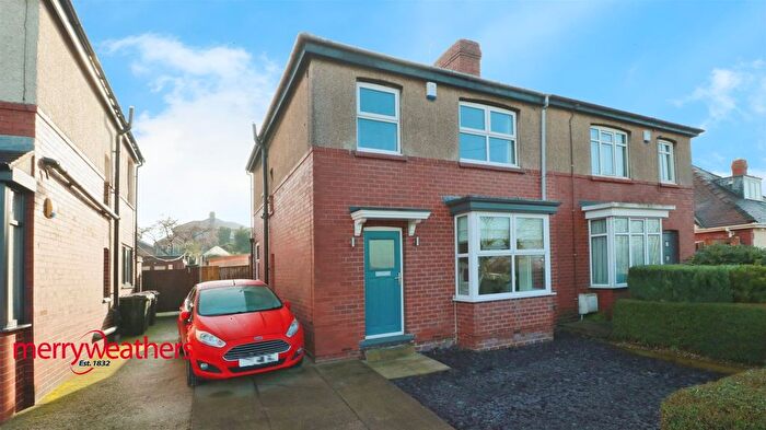 2 Bedroom Semi-Detached House For Sale In Westfield Road, Brampton, Barnsley, S73