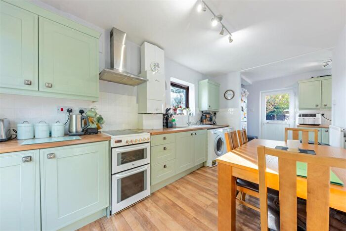 3 Bedroom Semi Detached House For Sale In Hall Road, Norwich, NR4