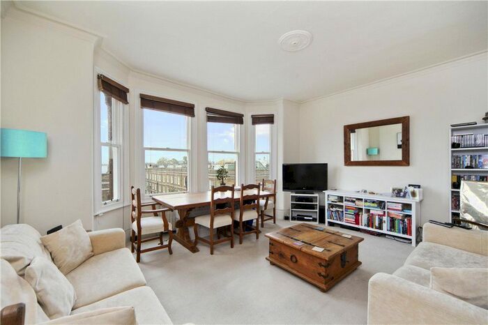 1 Bedroom Flat To Rent In Munster Road, London, SW6