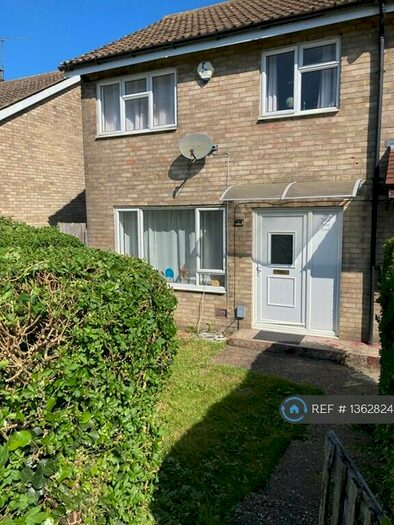 2 Bedroom Semi-Detached House To Rent In Tithe Farm Road, Houghton Regis, Dunstable, LU5
