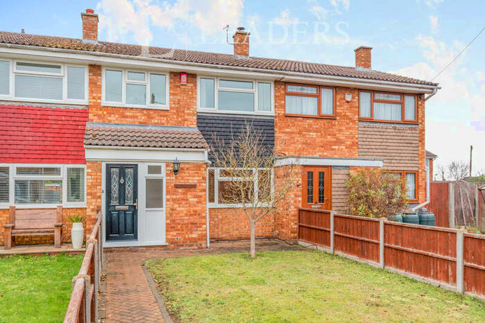 3 Bedroom Terraced House To Rent In Rookery Walk, Clifton, SG17