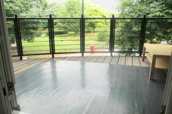 2 Bedroom Flat To Rent In St. Georges Way, London, SE15