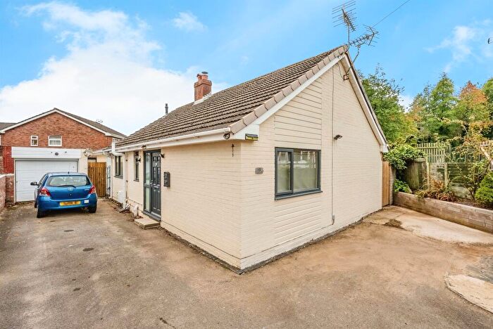 3 Bedroom Bungalow For Sale In Gwentlands Close, Bulwark, Chepstow, NP16