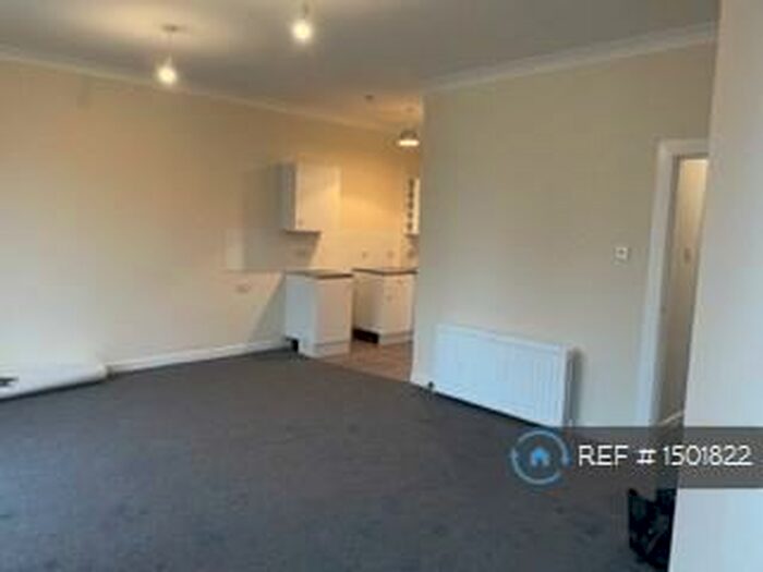 1 Bedroom Flat To Rent In Main Street, Bellshill, ML4