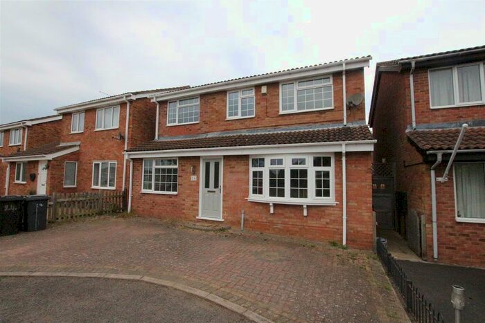 4 Bedroom Property To Rent In Mapperley Drive, Little Billing, Northampton, NN3