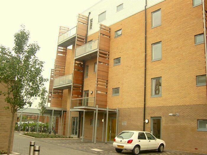 2 Bedroom Flat To Rent In Rustat Avenue, Cambridge, CB1