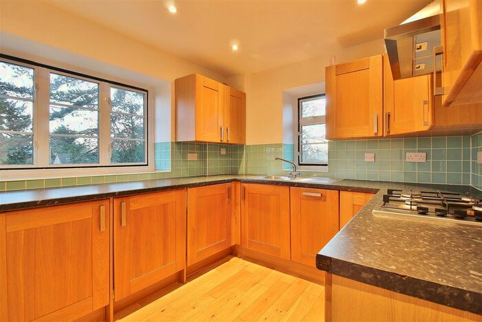 2 Bedroom Flat To Rent In Church Road, Osterley, Isleworth, TW7