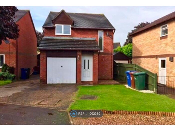 3 Bedroom Detached House To Rent In Spindleside, Bicester, OX26