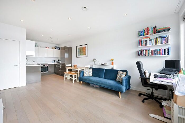 1 Bedroom Flat To Rent In Baillie Apartments, Royal Albert Wharf, E16
