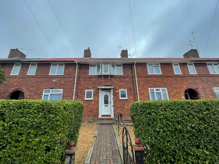 3 Bedroom Terraced House To Rent In Edrick Road, Edgware HA8