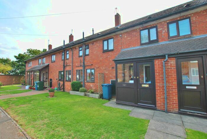 3 Bedroom Terraced House To Rent In Trenchard Close, Newton, Nottingham, Nottinghamshire, NG13