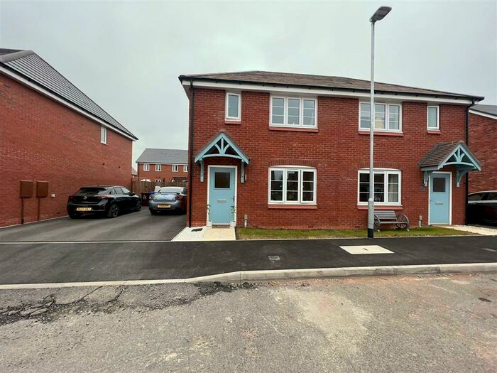 3 Bedroom House To Rent In Coppice Road, Tatenhill, Burton-On-Trent, DE13