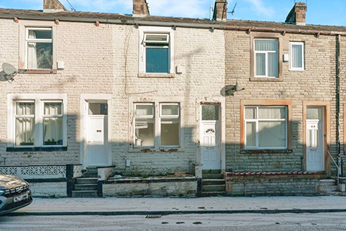 3 Bedroom Terraced House For Sale In Lubbock Street, Burnley, Lancashire, BB12