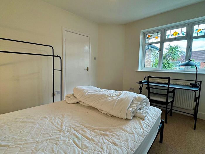 2 Bedroom Bungalow To Rent In Thirlmere Road, Wigston, LE18