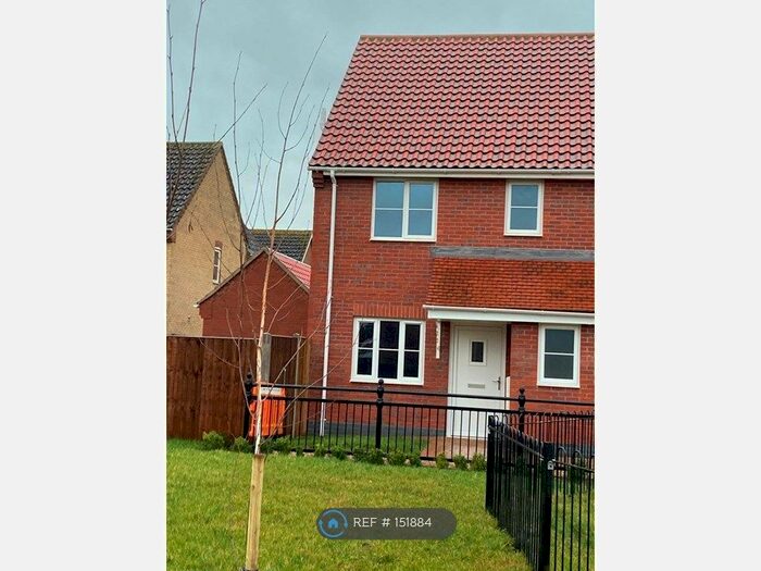 3 Bedroom Semi-Detached House To Rent In Cranes Meadow, Harleston IP20