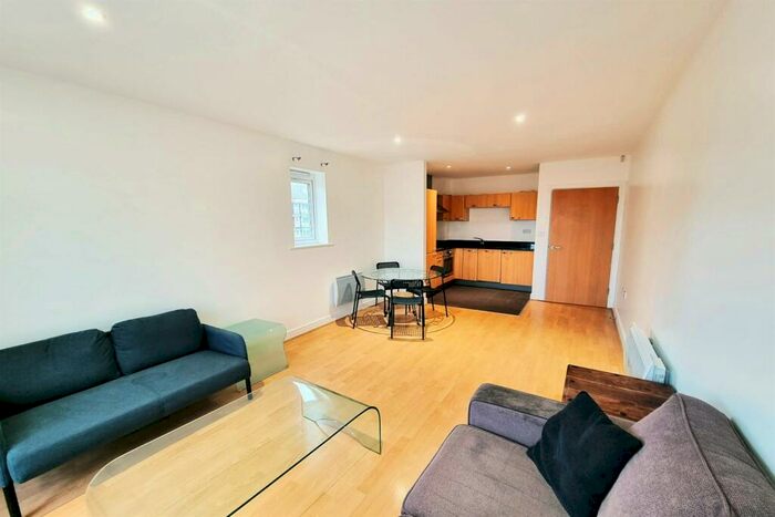 1 Bedroom Apartment To Rent In Morton Close, London, E1