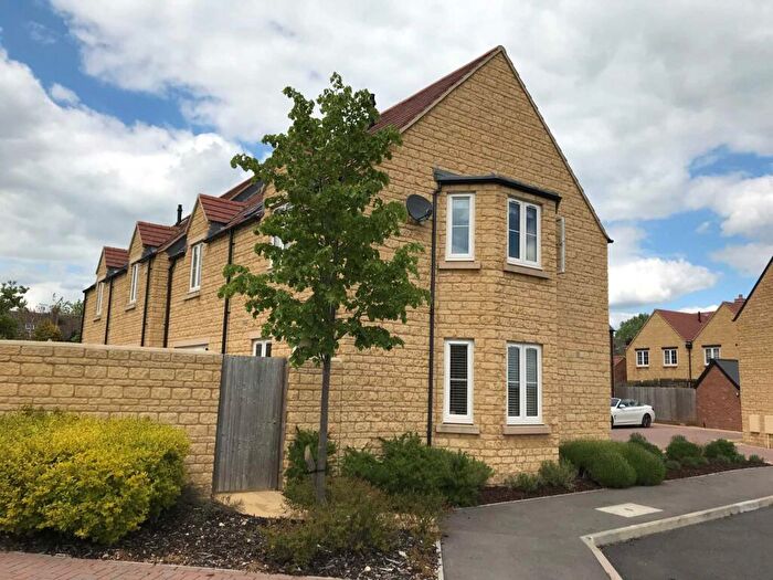 3 Bedroom Semi-Detached House To Rent In William Buckland Way, Stonesfield, OX29