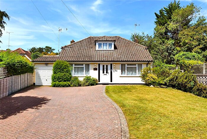 2 Bedroom Bungalow For Sale In Warren Road, Banstead, Surrey, SM7