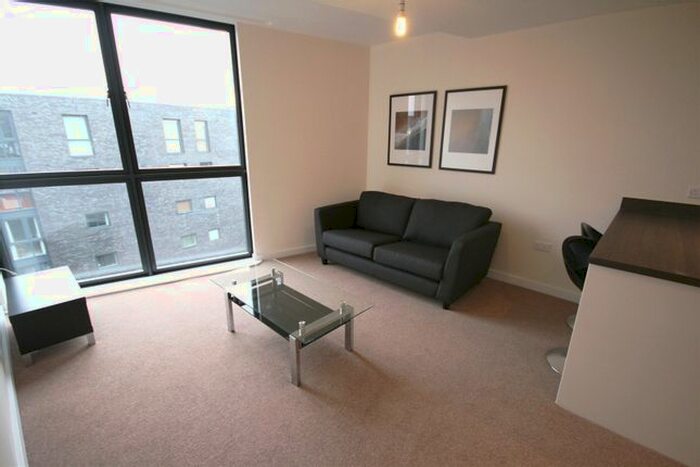 2 Bedroom Flat To Rent In Potato Wharf, Manchester, M3