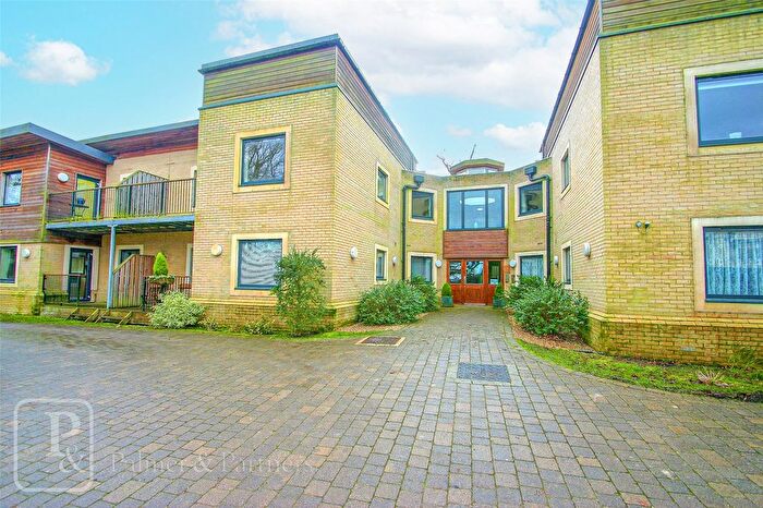 2 Bedroom Flat To Rent In Abberton Grange, Layer Road, Colchester, Essex, CO5