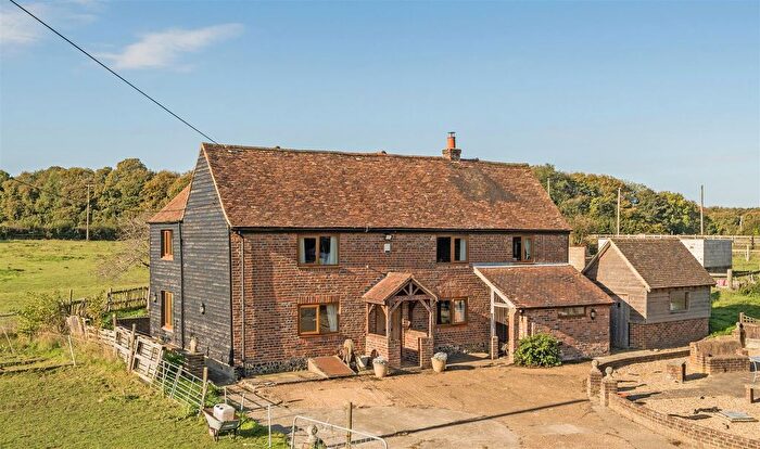 4 Bedroom Equestrian For Sale In Hawkinge, Nr Folkestone, Kent, CT18