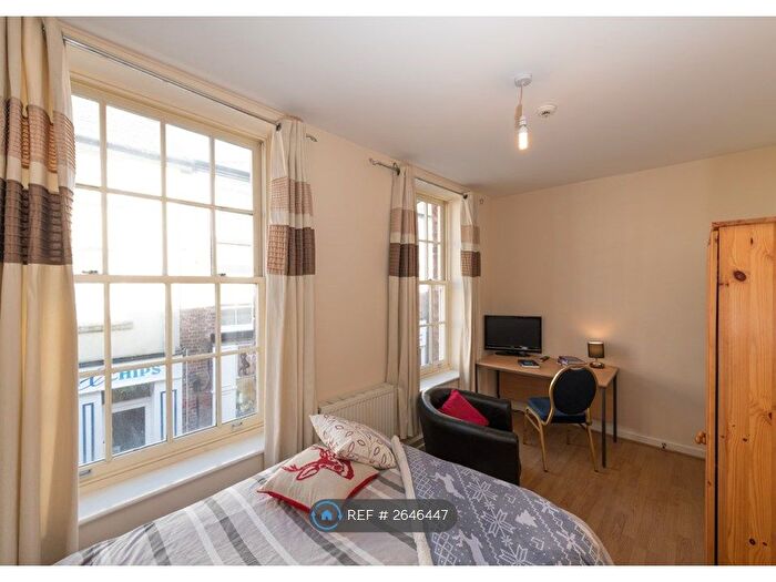 7 Bedroom Terraced House To Rent In Burscough Street, Ormskirk, L39