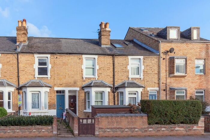 2 Bedroom Terraced House To Rent In Hurst Street, Oxford, OX4