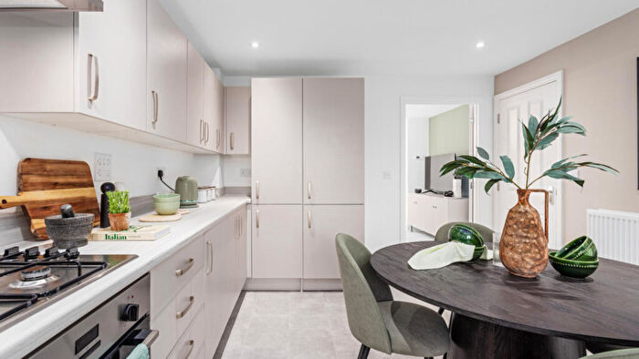 3 Bedroom Detached House For Sale In Beagle Road, Cambridge, CB3