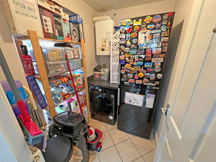 4 Bedroom Detached House For Sale In Saxthorpe Road, Hamilton, Leicester, Leicestershire, LE5