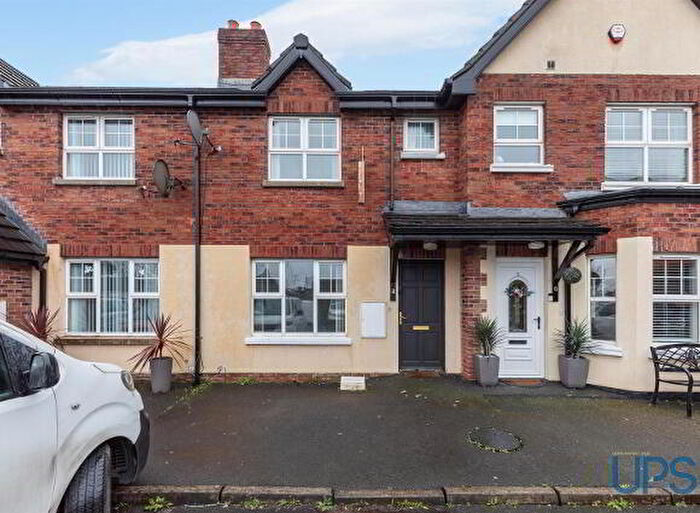 3 Bedroom Semi-Detached House For Sale In Dunmurry Close, Belfast, BT17